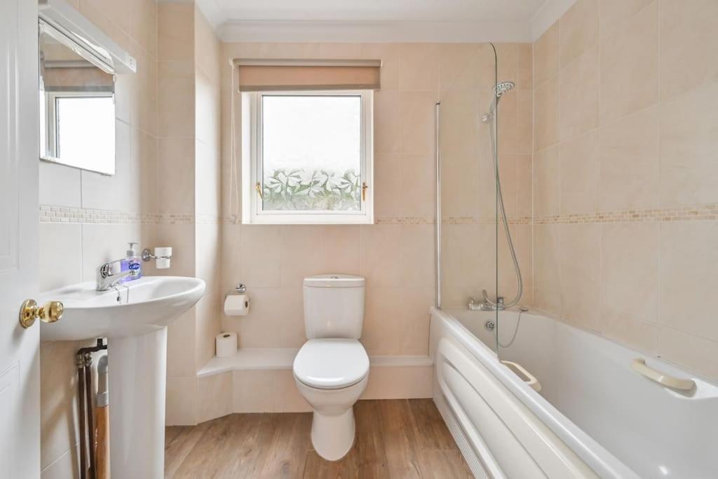 פול Spacious Sandbanks Apartment Near Beach And Bars With Free Parking מראה חיצוני תמונה